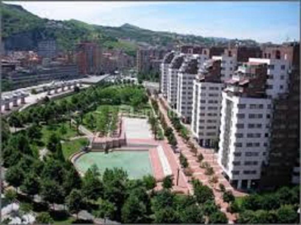 Habitación con baño privado en Bilbao Bilbau Exterior foto